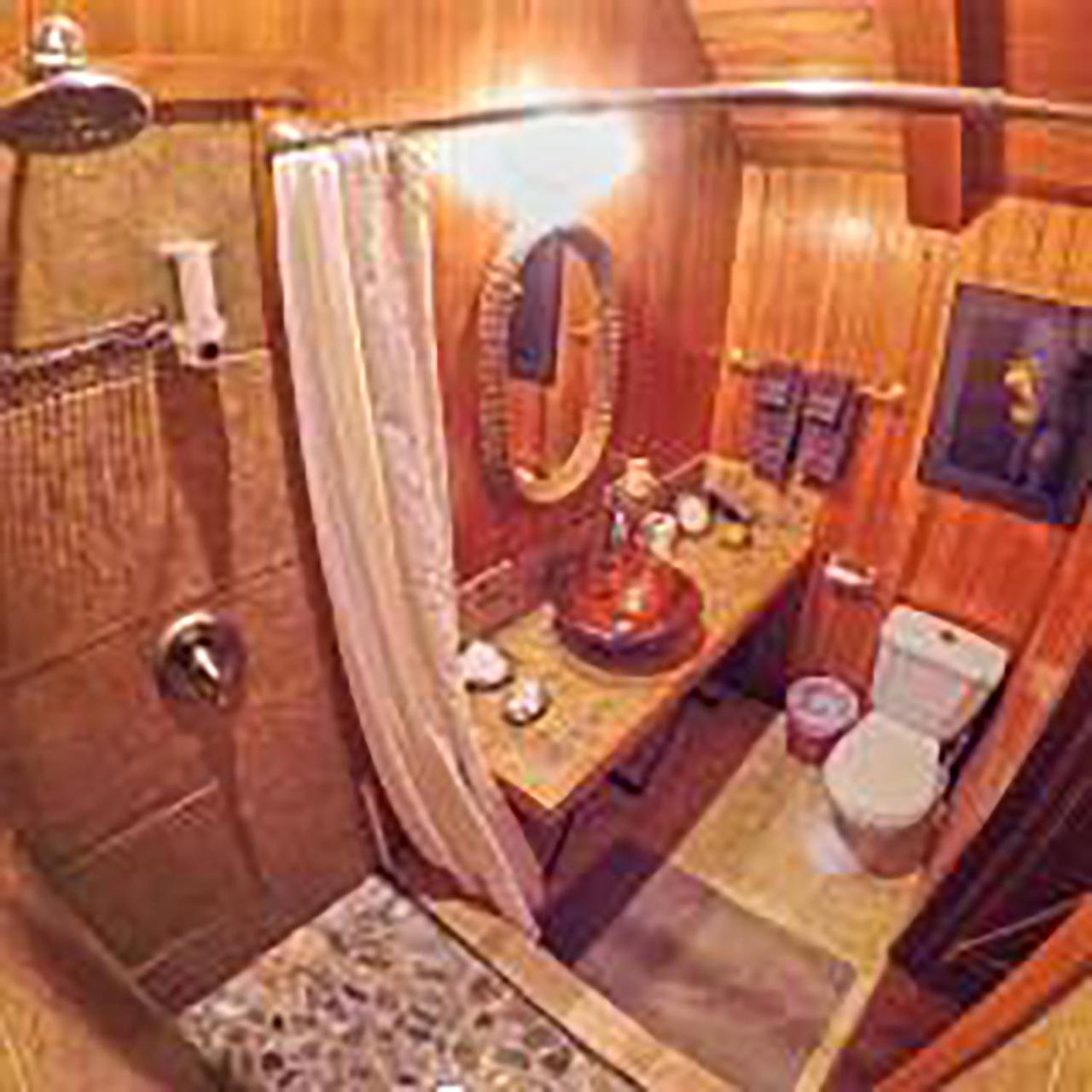 Hotel Wedgwood Manor And Glamping Retreat Crawford Bay Exteriér fotografie
